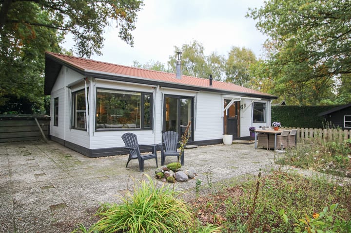 Oude Prinsenweg 16-85 in Putten foto