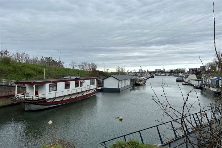 Oude Sluis 2 in Maasbracht foto