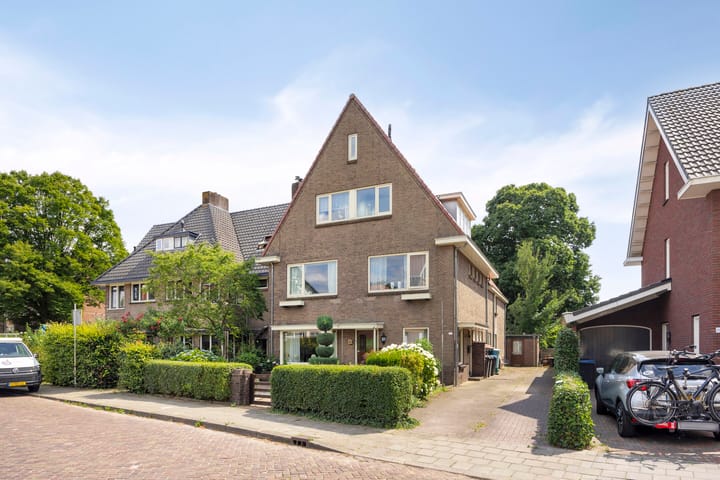 Oude Velperweg 2 in Arnhem foto