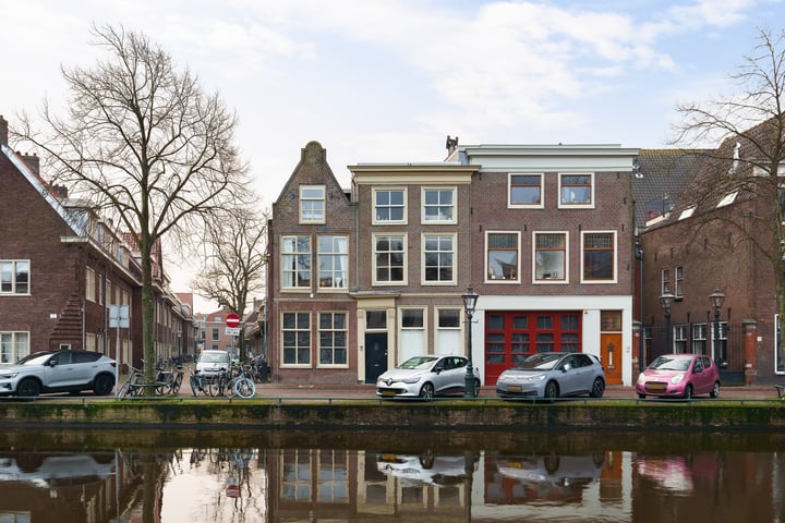 Oude Vest 139B in Leiden foto
