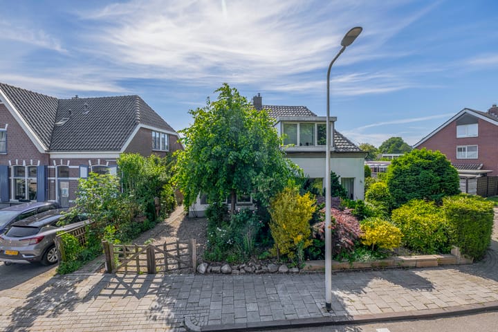 Foto van woning Oude Vriezenveenseweg 2, Almelo