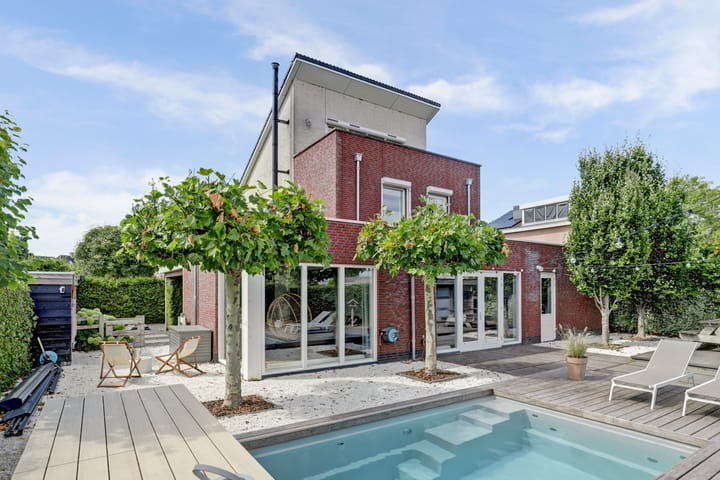 Oude Wetering 13 in Cothen