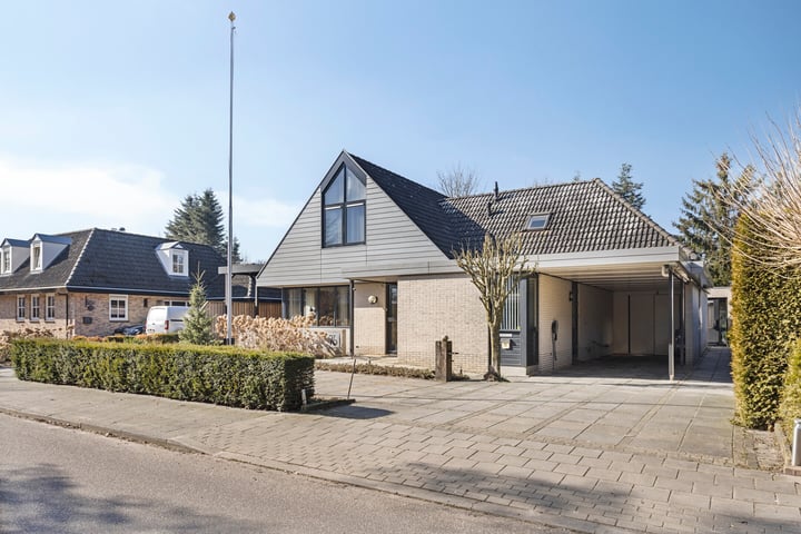 Oude Windslaan 76 in Almelo foto