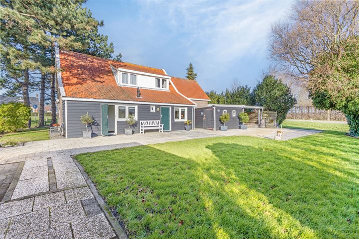 Oudekamerseweg 1 in Heinkenszand foto