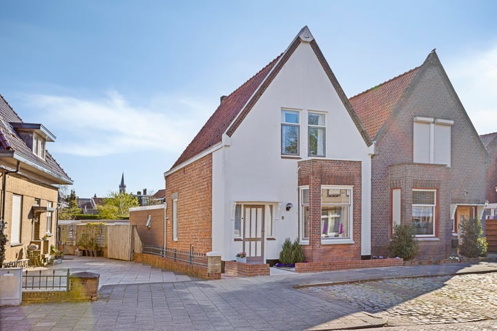 Oudelandsepoort 6 in Tholen foto