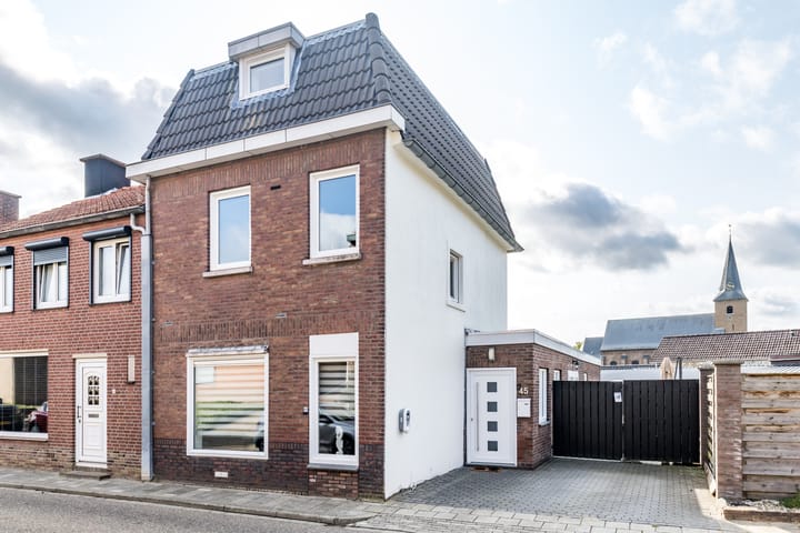 Oudenboschstraat 45 in Wijnandsrade
