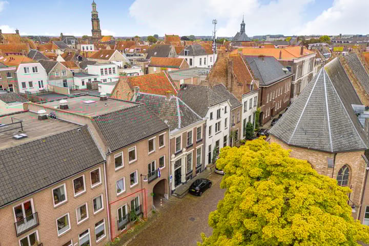 Oudewand 102 in Zutphen foto