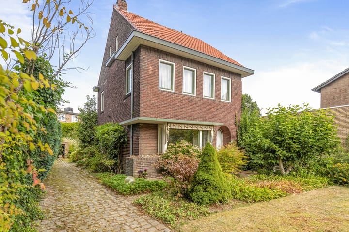 Oudeweg 10 in Sittard foto