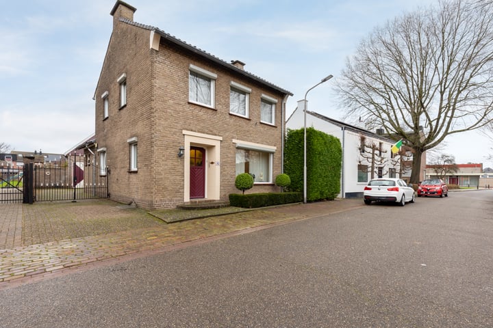 Oudeweg 32 in Sittard foto