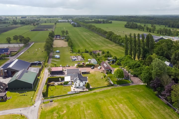 Oudeweg 47 in Nuis foto