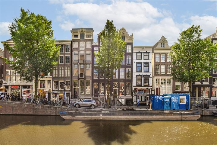 Oudezijds Voorburgwal 43D in Amsterdam foto