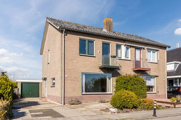 Oudhuijzerweg 61 in Wilnis foto