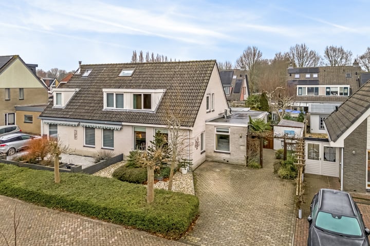 Oudweid 7 in Wervershoof foto