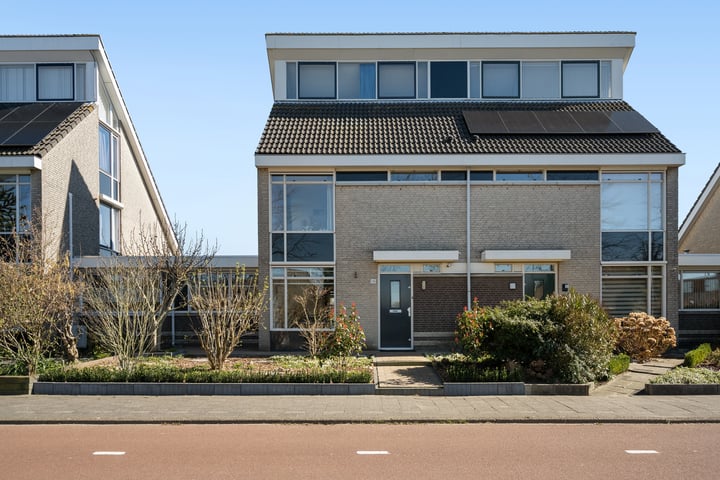 Ouvertureweg 14 in Barendrecht foto