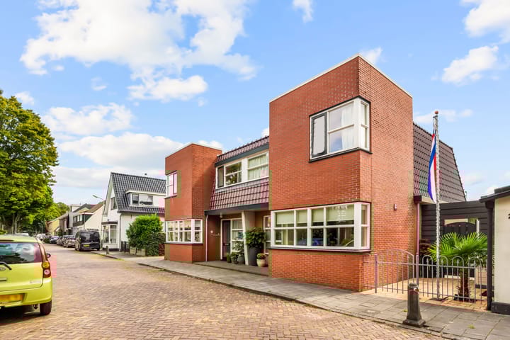 Overbildtweg 25 in Santpoort-Noord foto