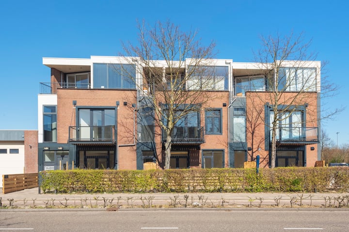 Overboslaan 20 in Beverwijk foto