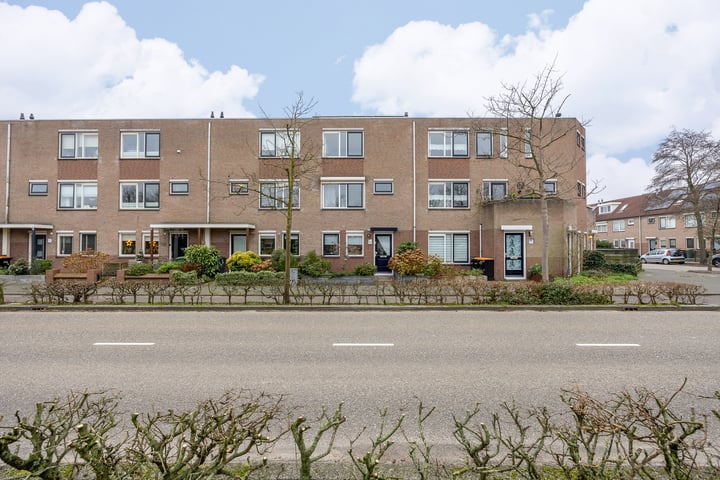Overboslaan 57 in Beverwijk foto