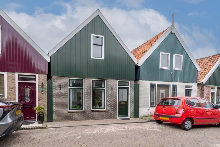 Overste Ludenstraat 6 in Volendam foto