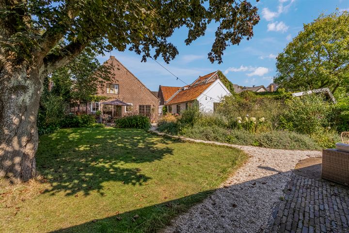 Overstraat 16 in Amerongen foto
