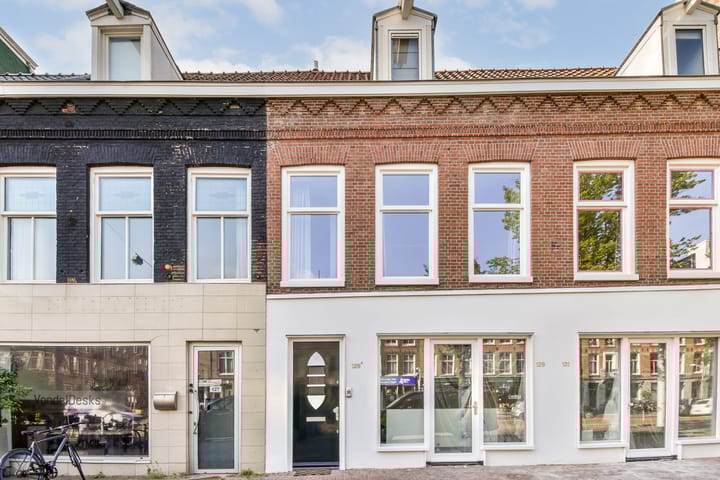 Overtoom 129A in Amsterdam foto