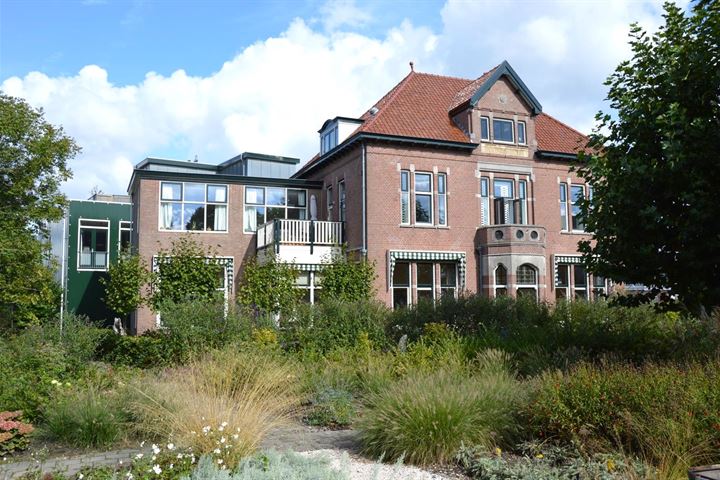 Overtoom 66G in Westzaan foto