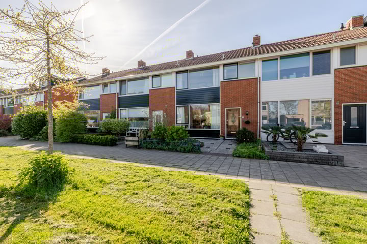 Overweerse polderdijk 46 in Purmerend foto