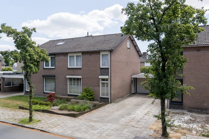 Overweertstraat 106 in Weert foto
