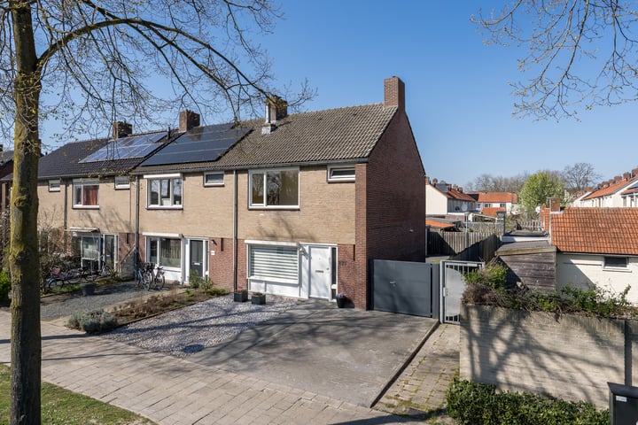 Overweertstraat 137 in Weert foto