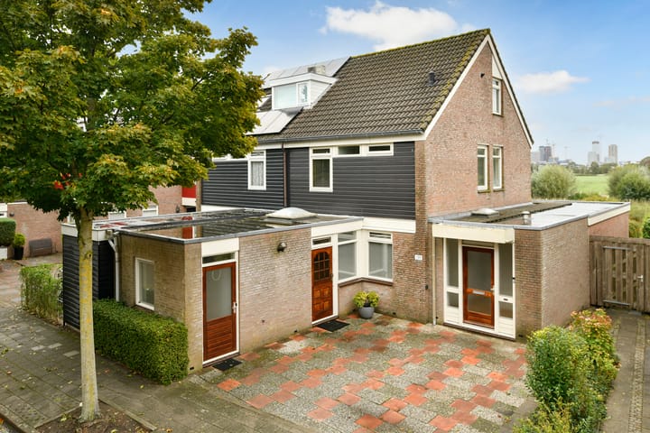 Overweg 139 in Ouderkerk aan de Amstel