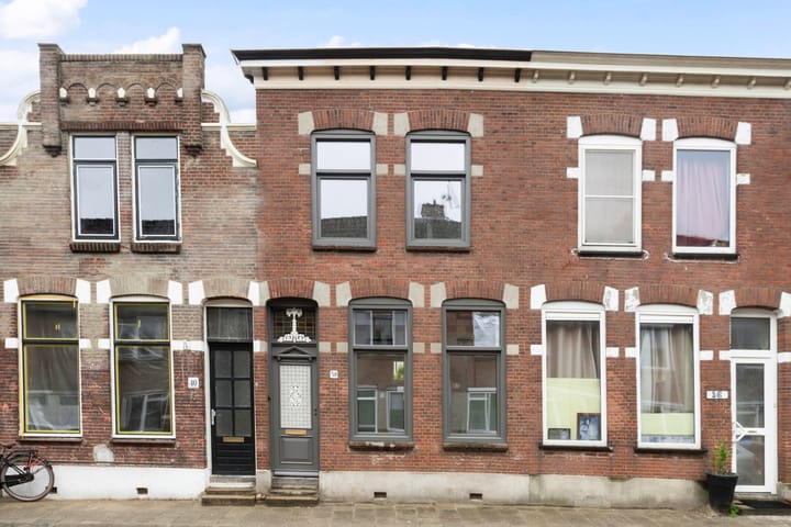 P.C. Bothstraat 38 in Gouda