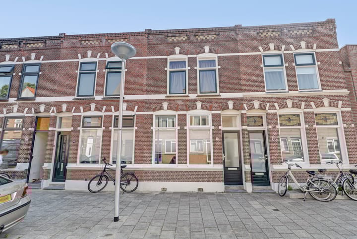 P.C. Bothstraat 68 in Gouda foto