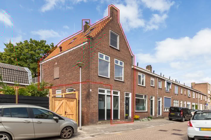 P.C. Bothstraat 7 in Gouda foto