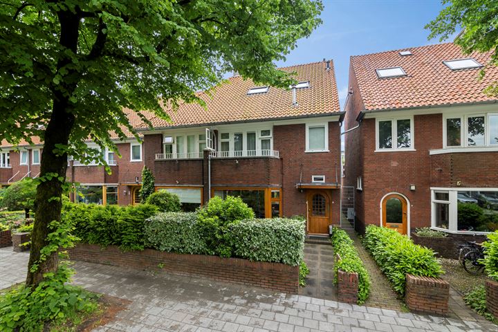 P.C. Hooftstraat 3 in Leeuwarden foto