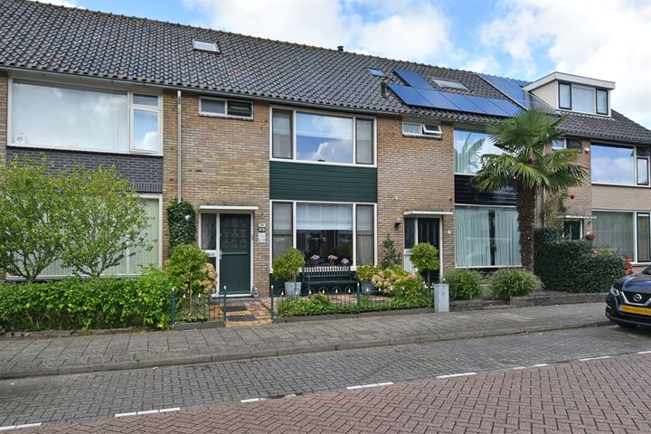 P.C. Hooftstraat 30 in Waddinxveen foto
