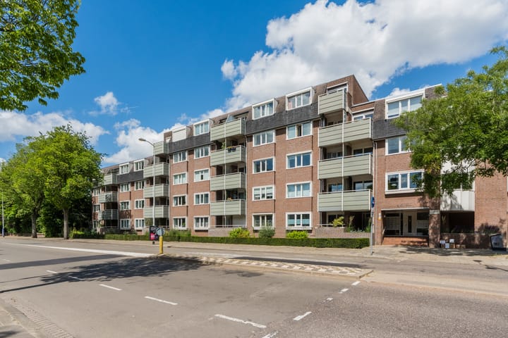 P Czn Hooftlaan 13 in Eindhoven foto