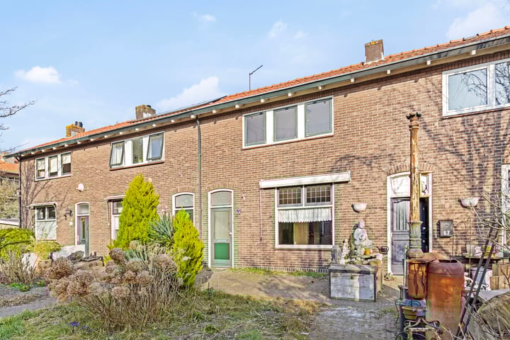 P.M.R. Versteeghstraat 65 in Bussum foto