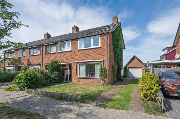 P. Zeemanstraat 19 in Eerbeek foto