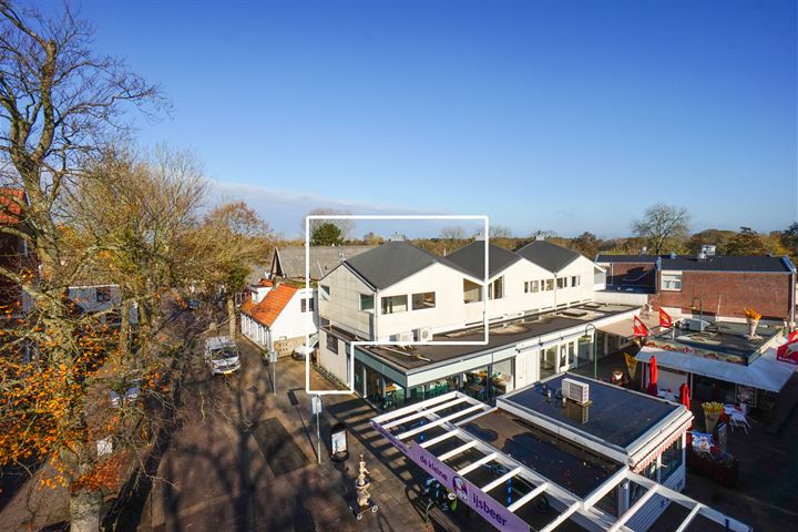Paardenmarkt 32 in Schoorl foto