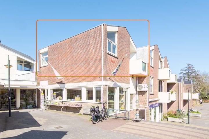 Paardenmarkt 39 in Schoorl foto