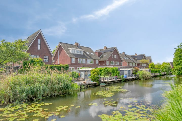 Pablo Picassostraat 30 in Rotterdam foto