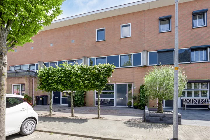 Palmestein 33 in Nieuw-Vennep foto