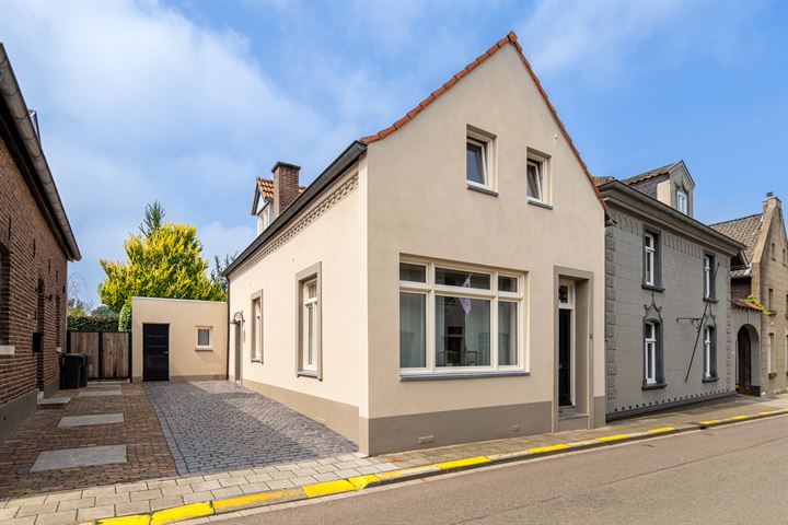 Pannesheuvel 17 in Grevenbicht foto