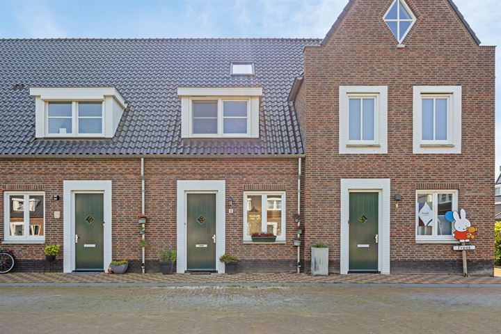 Panneveld 10 in Nuenen foto
