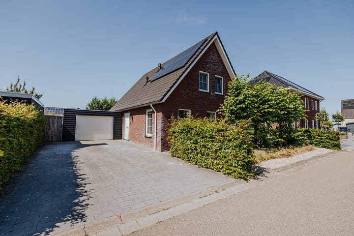 Papenmuts 18 in IJzendijke foto