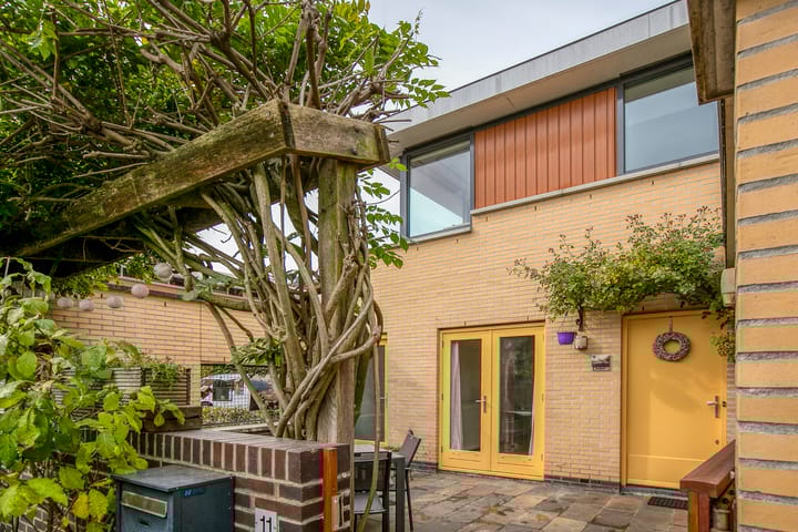 Paradijsvogelhof 11 in Hilversum foto