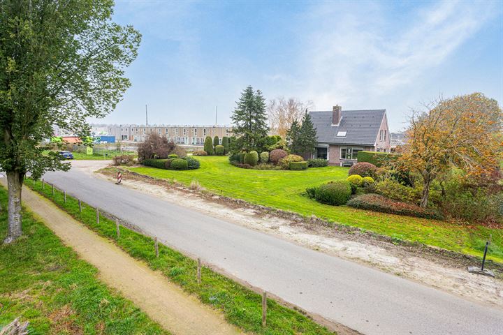 Paradijsvogelweg 12 in Almere foto