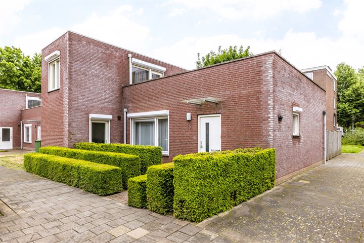 Parafeustraat 15 in Maastricht foto