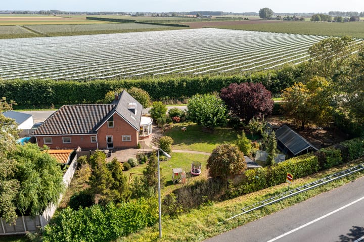 Foto van woning Parallelweg 10, Nieuwendijk
