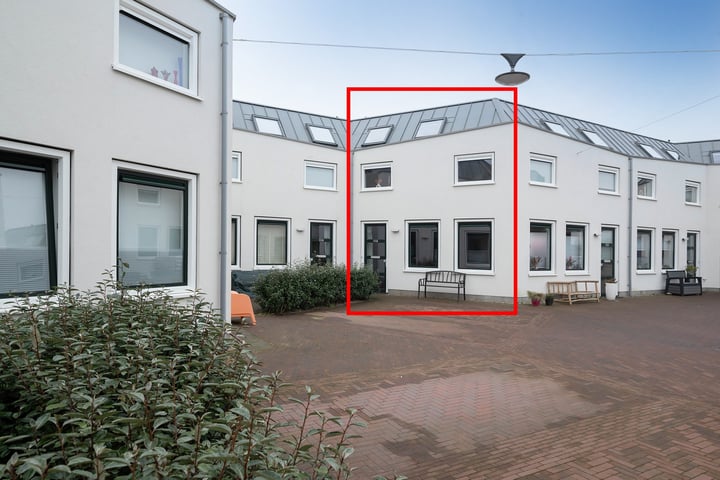 Parallelweg 101F in Hillegom foto