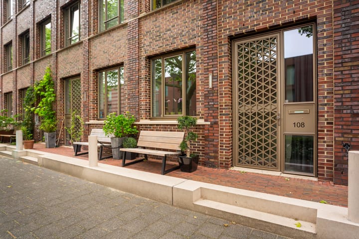 Parallelweg 108 in Rotterdam foto